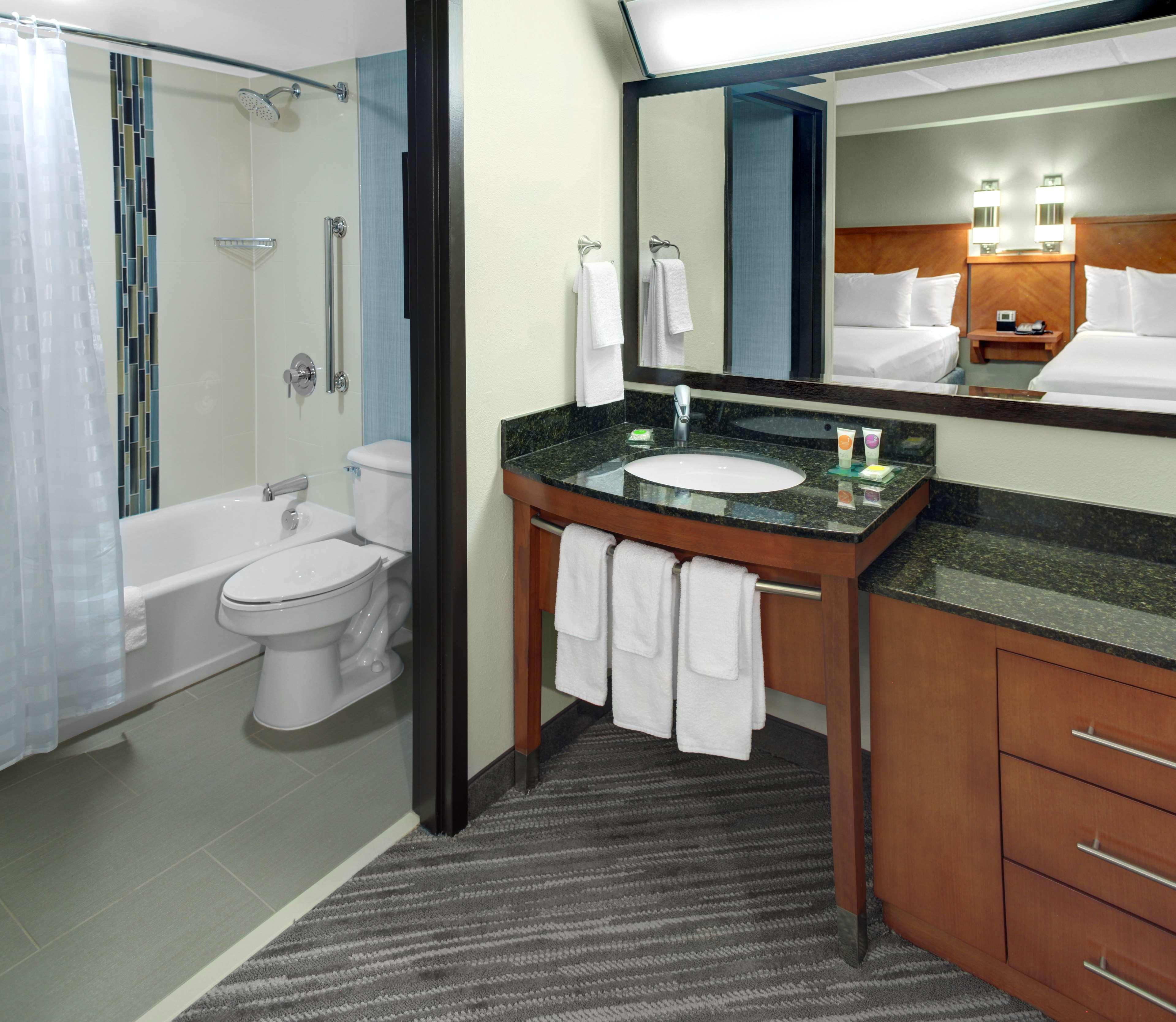 Hyatt Place Pittsburgh Airport - Robinson Mall Robinson Township  Exterior photo