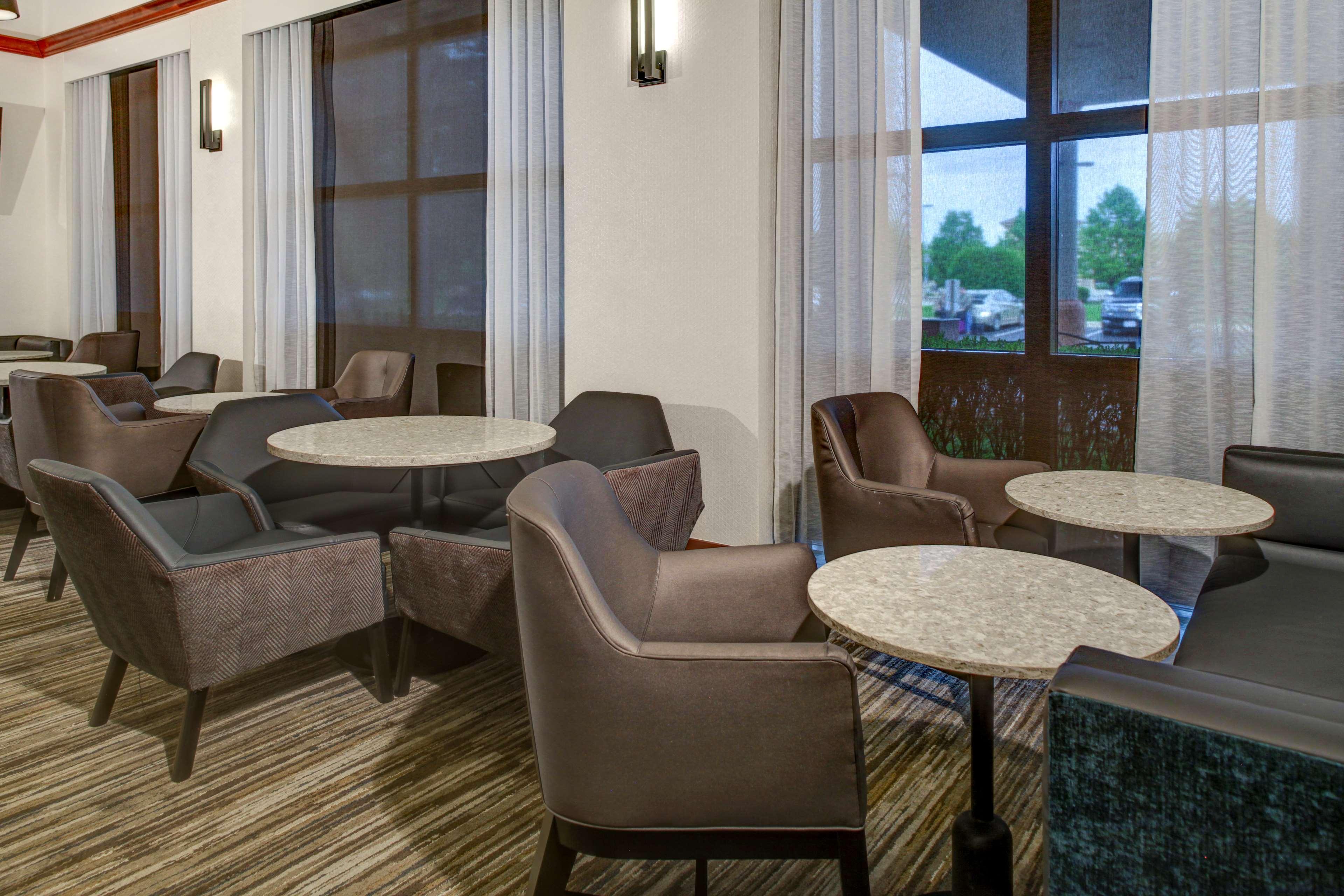 Hyatt Place Pittsburgh Airport - Robinson Mall Robinson Township  Exterior photo