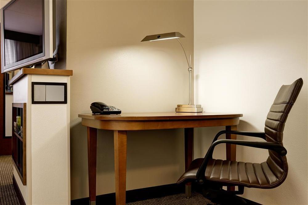 Hyatt Place Pittsburgh Airport - Robinson Mall Robinson Township  Room photo